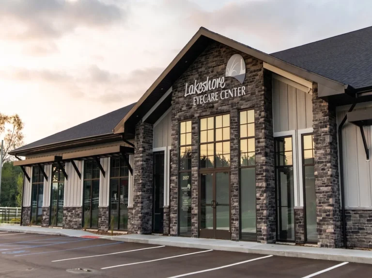 Lakeshore Eye Surgery Centre, Chicago